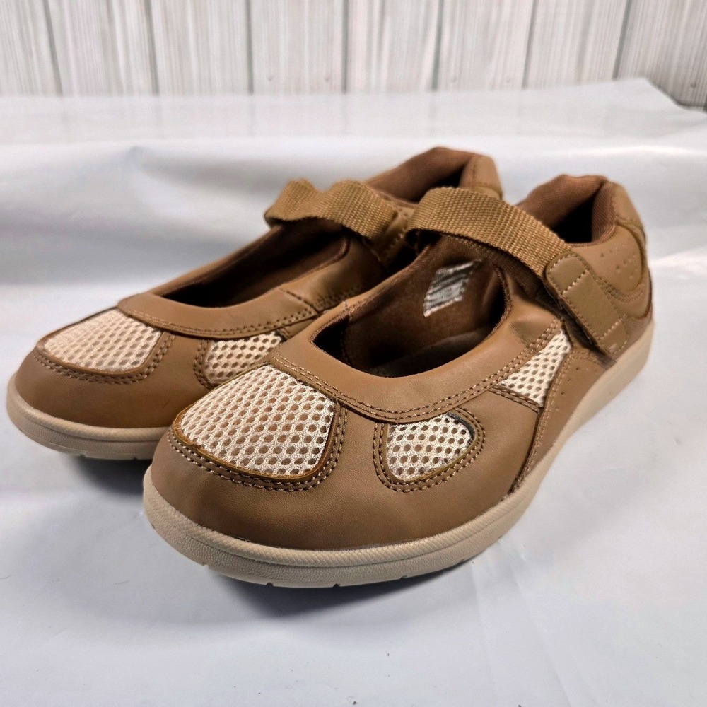 Mushrooms‎ Leather Mary Jane Shoes Size 7M Beige Comfort Walking Shoes